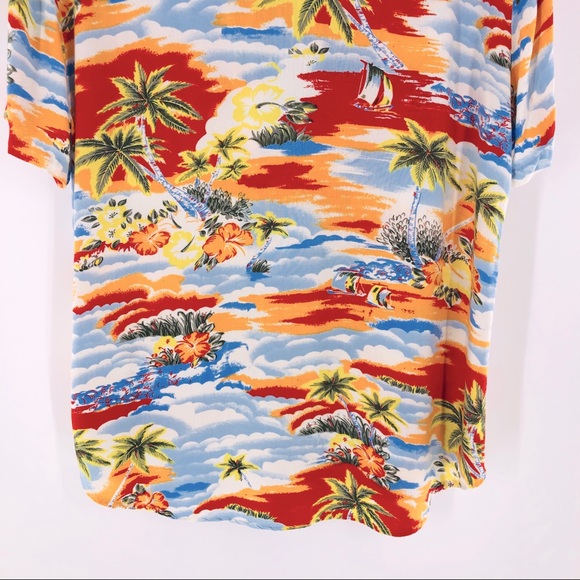 Super Massive Hawaiian Beach Print Shirt - Picture 6 of 8